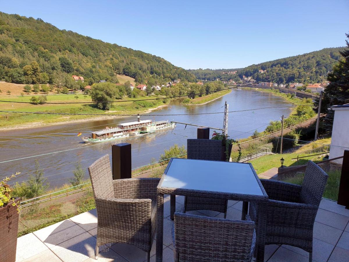Saechsische-Schweiz-Ferienhaus-Wohnung-2-Mit-Hervorragendem-Panoramablick-Ueber-Das-Elbtal Königstein an der Elbe Dış mekan fotoğraf