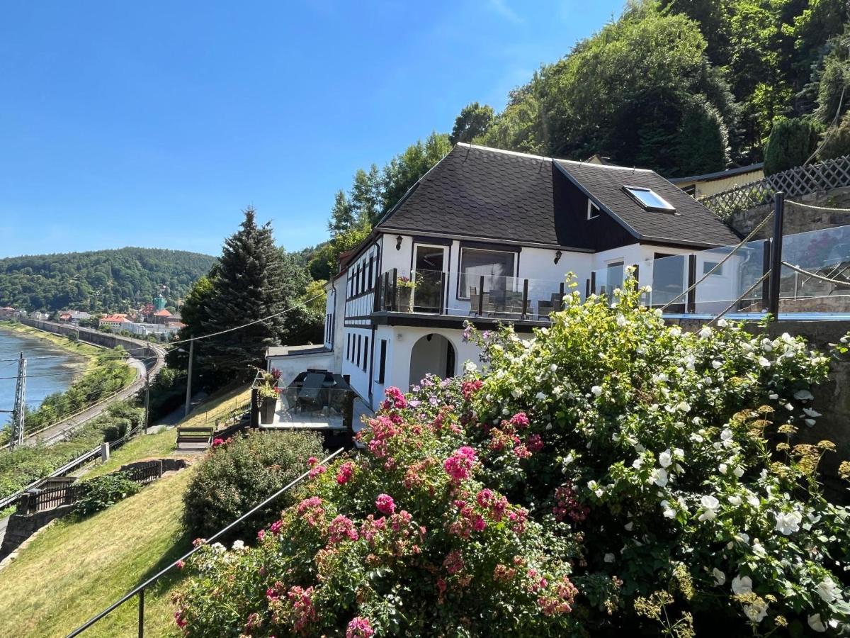 Saechsische-Schweiz-Ferienhaus-Wohnung-2-Mit-Hervorragendem-Panoramablick-Ueber-Das-Elbtal Königstein an der Elbe Dış mekan fotoğraf